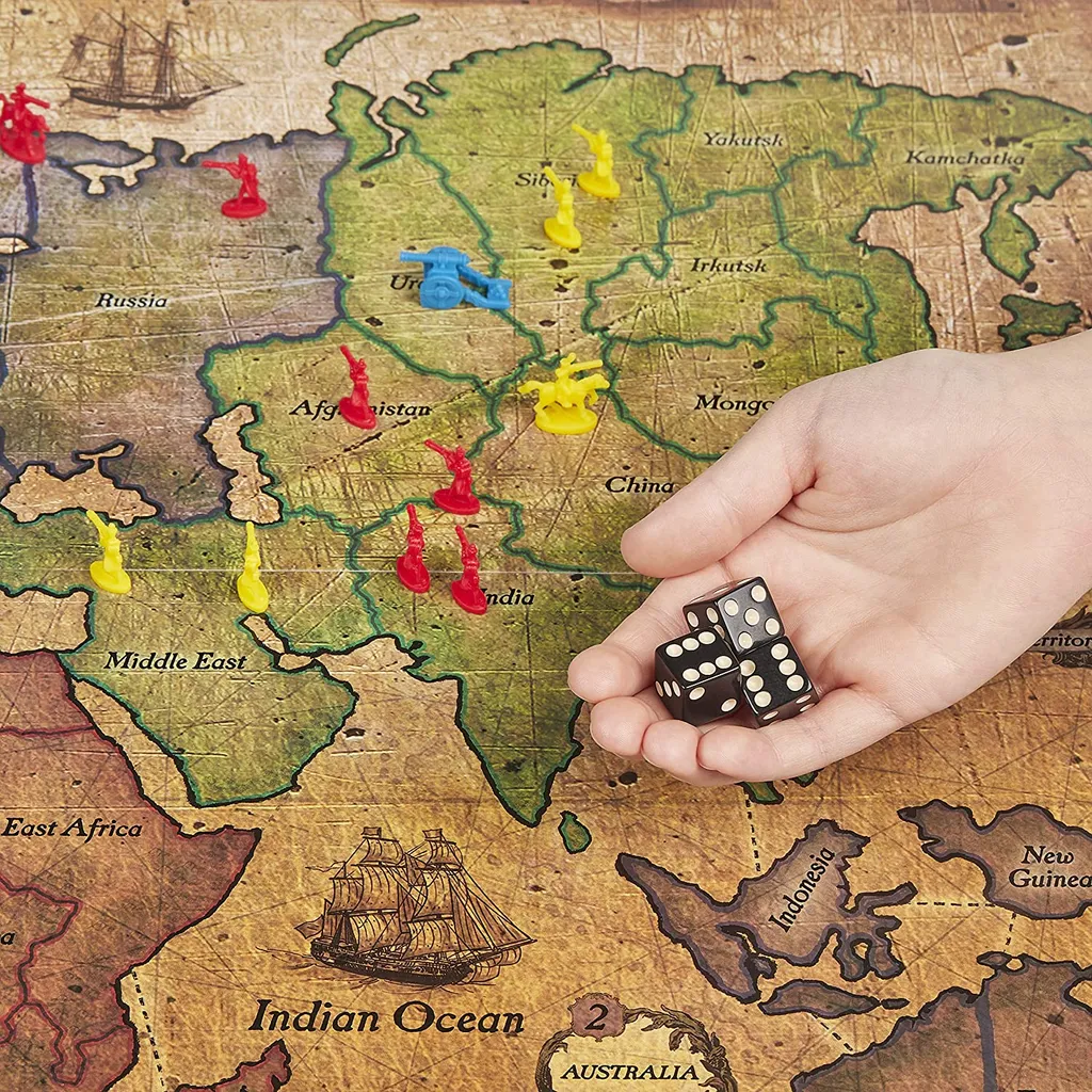 Hasbro - Risiko - 60 Jahre Jubiläums-Ausgabe Brettspiel Gesellschaftsspiel Strategiespiel 5 Hasbro - Risiko - 60 Jahre Jubiläums-Ausgabe Brettspiel Gesellschaftsspiel Strategiespiel – Bild 5